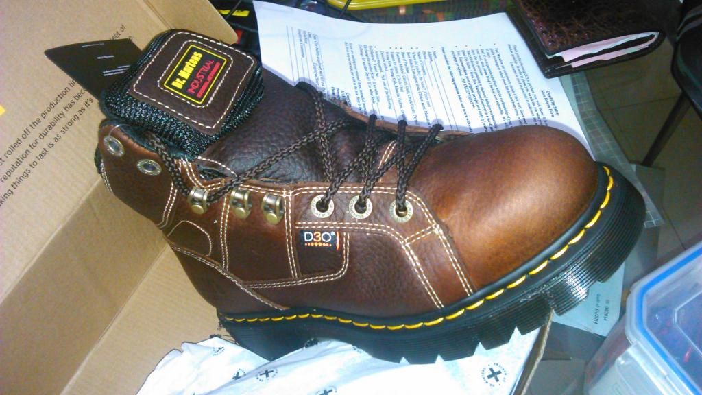 Áo Thun Dr.Martens + Áo Khoác Dr.Martens