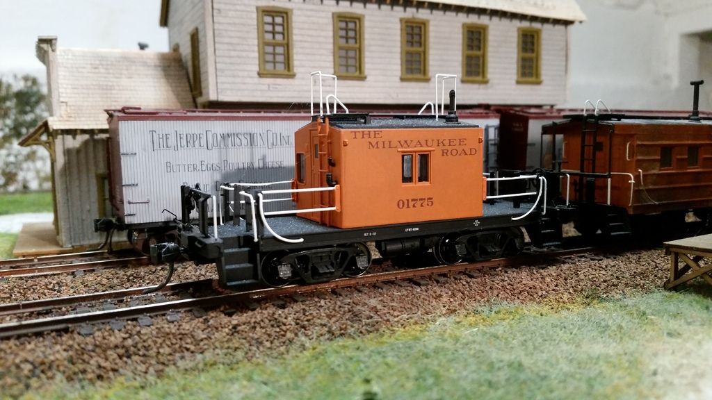 FOX VALLEY MODELS 91162 MILWAUKEE ROAD Transfer Caboose # 01769 N Scale 